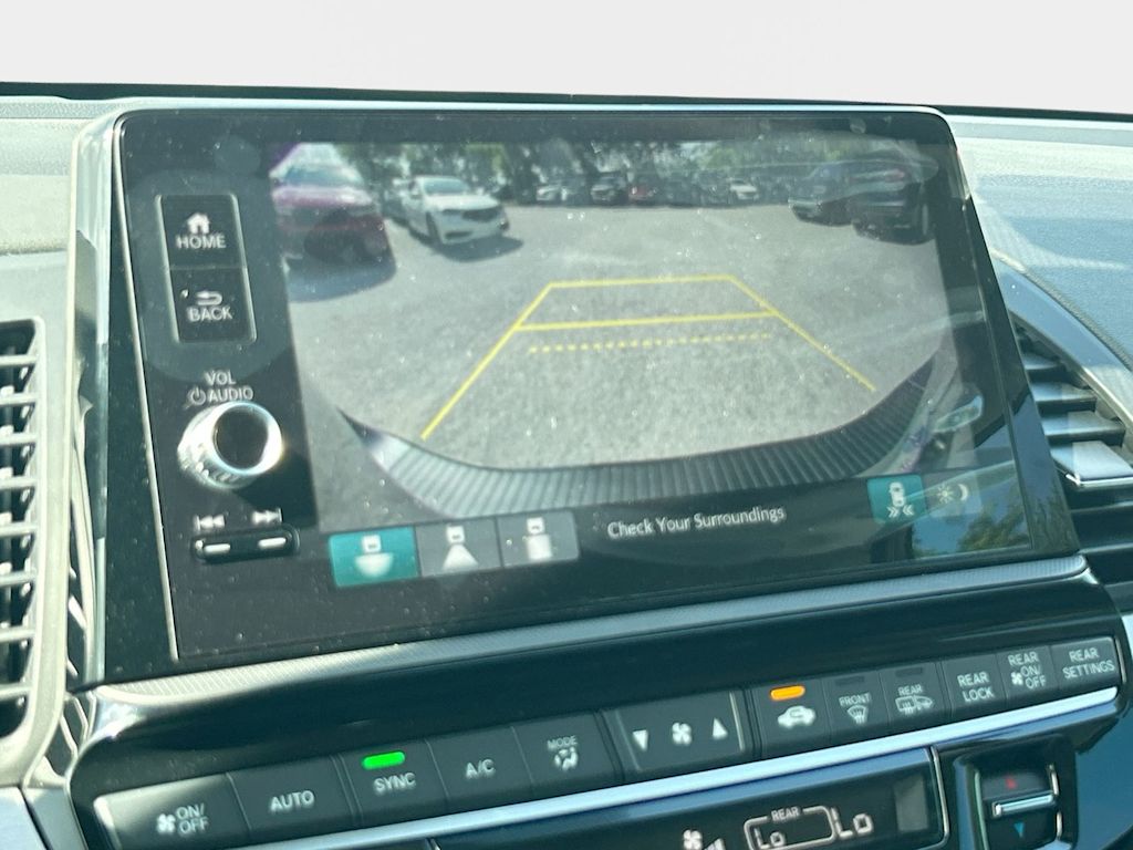 Thumbnail: 2026 Honda Odyssey - 13