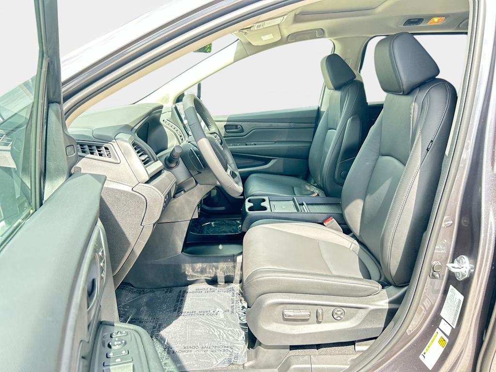 Thumbnail: 2026 Honda Odyssey - 10
