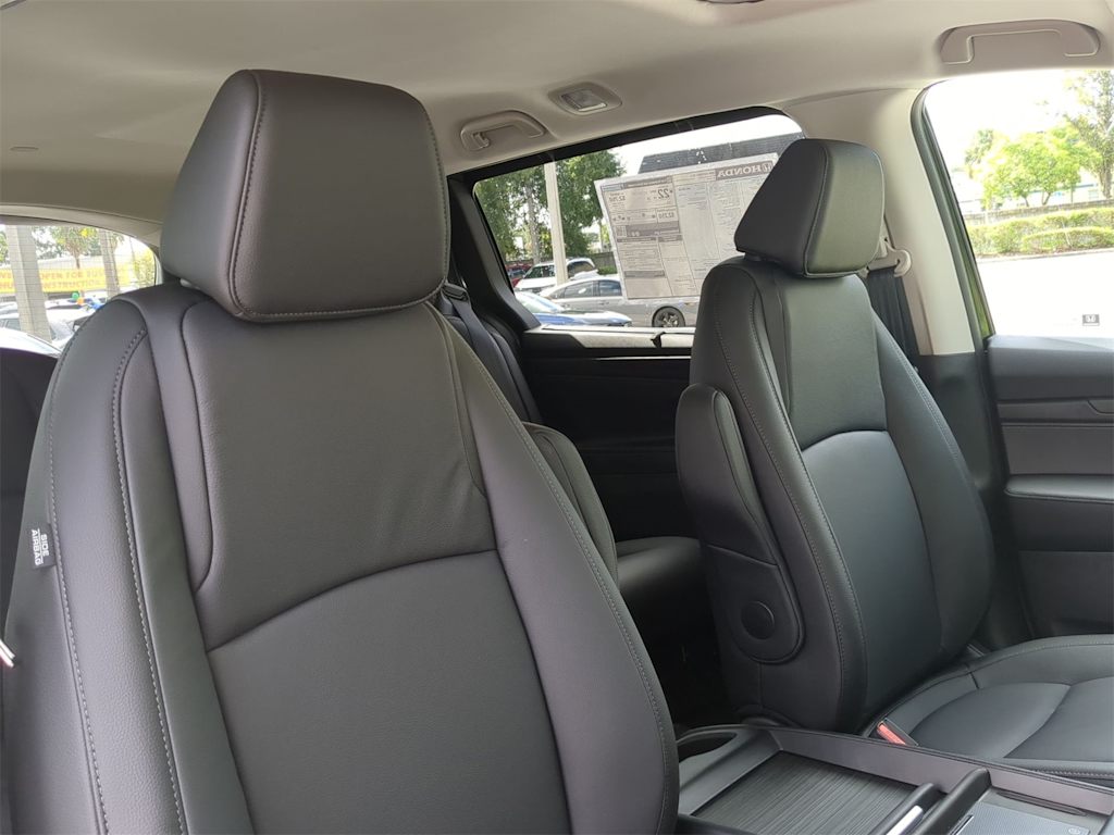 Thumbnail: 2026 Honda Odyssey - 9