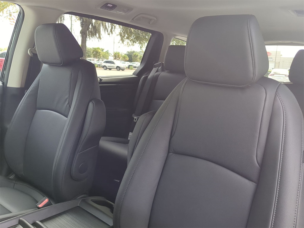 Thumbnail: 2026 Honda Odyssey - 10