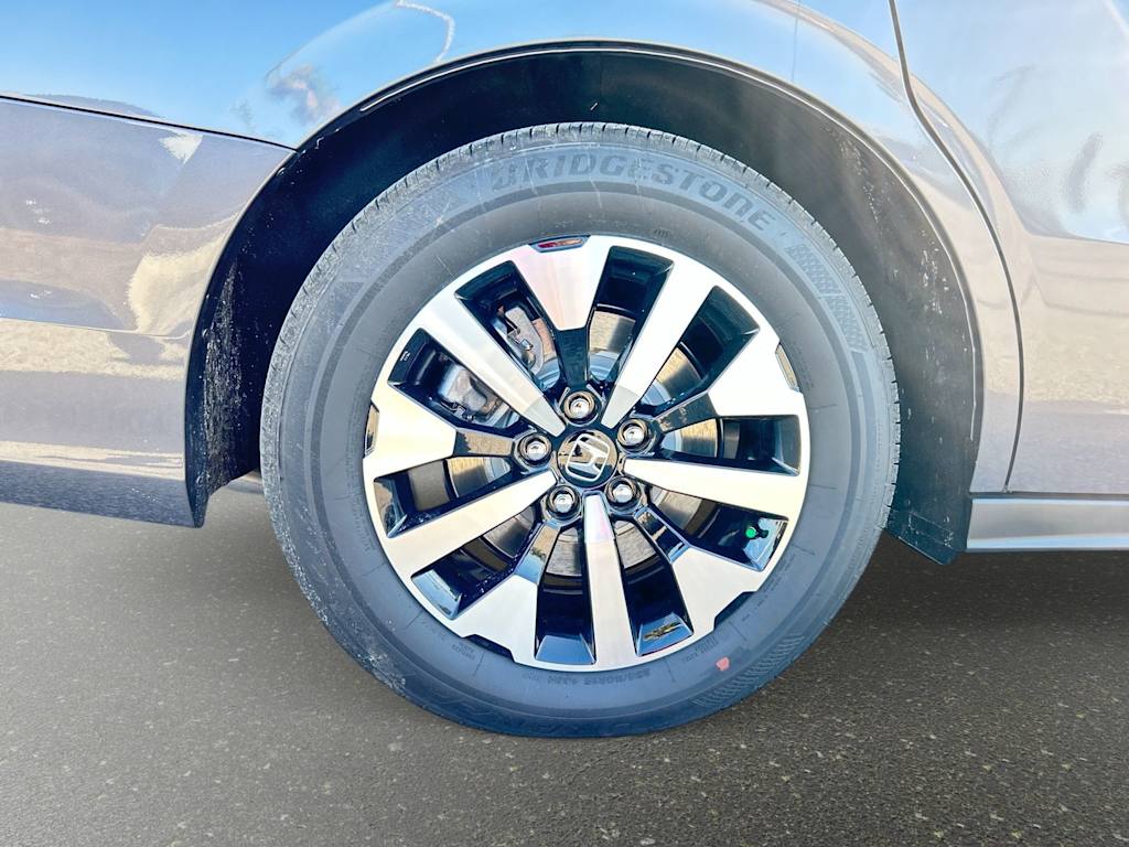 Thumbnail: 2026 Honda Odyssey - 8