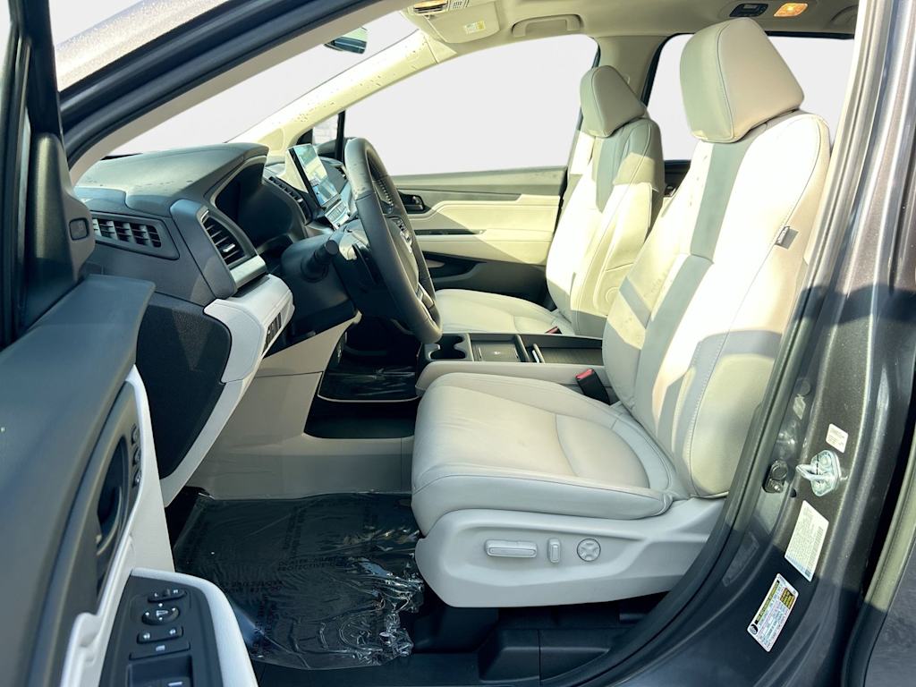 Thumbnail: 2026 Honda Odyssey - 10