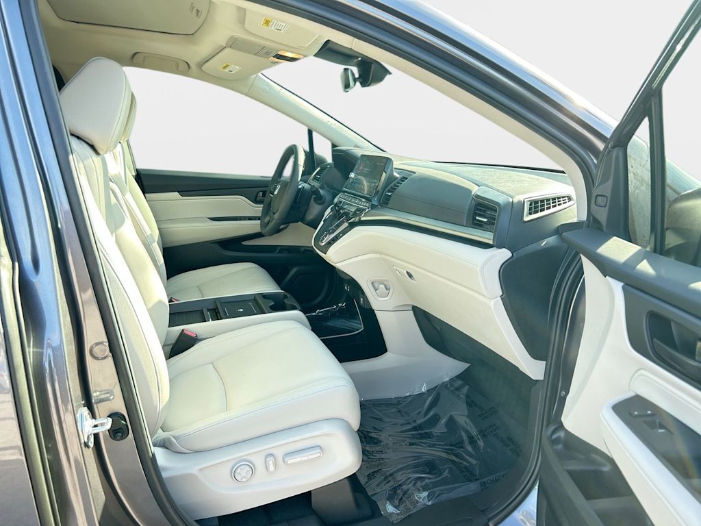Thumbnail: 2026 Honda Odyssey - 19