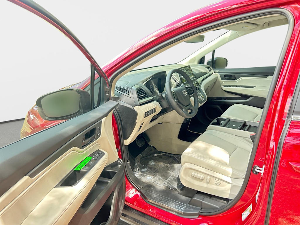 Thumbnail: 2026 Honda Odyssey - 17