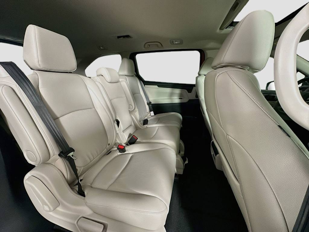 Thumbnail: 2026 Honda Odyssey - 32