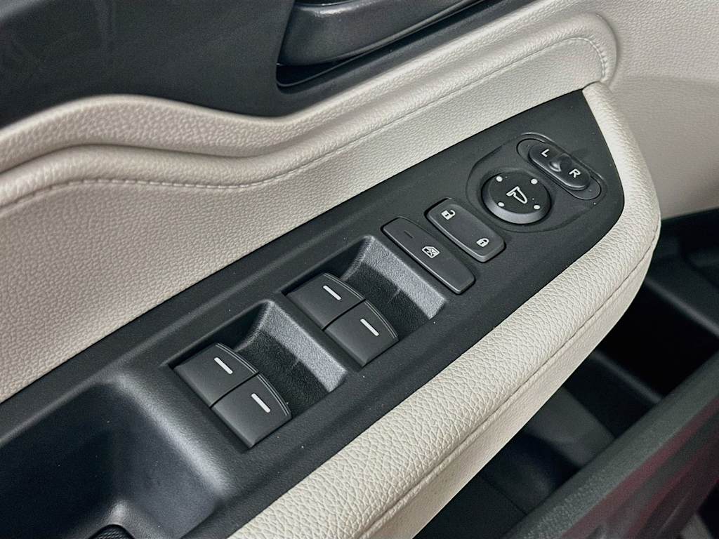 Thumbnail: 2026 Honda Odyssey - 28