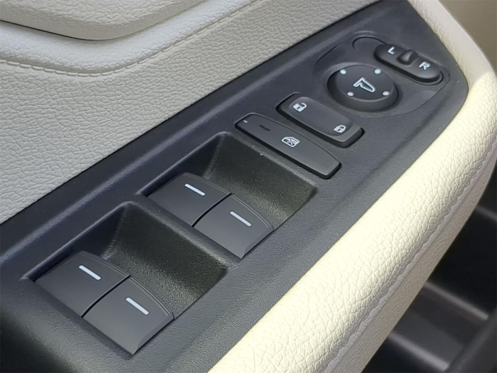 Thumbnail: 2026 Honda Odyssey - 24