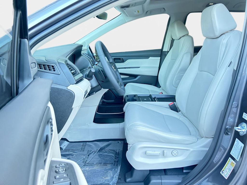 Thumbnail: 2026 Honda Odyssey - 10