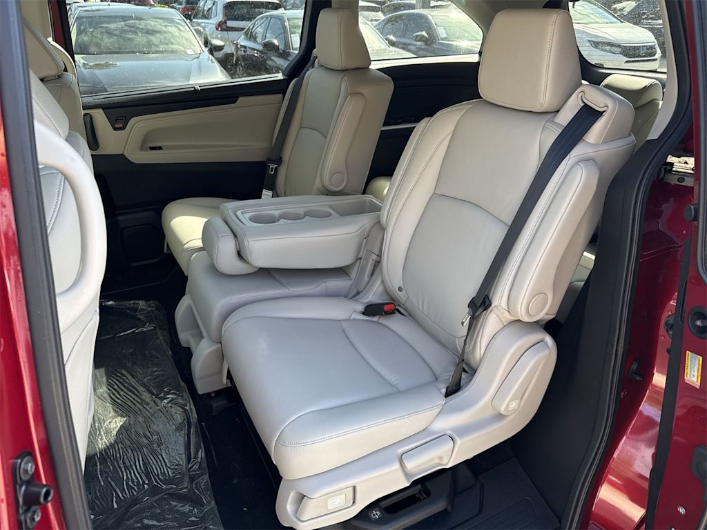 Thumbnail: 2026 Honda Odyssey - 19