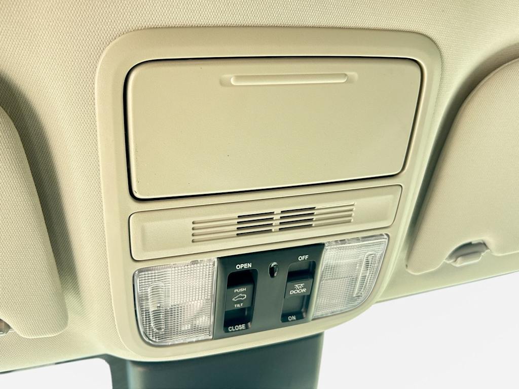 Thumbnail: 2026 Honda Odyssey - 19
