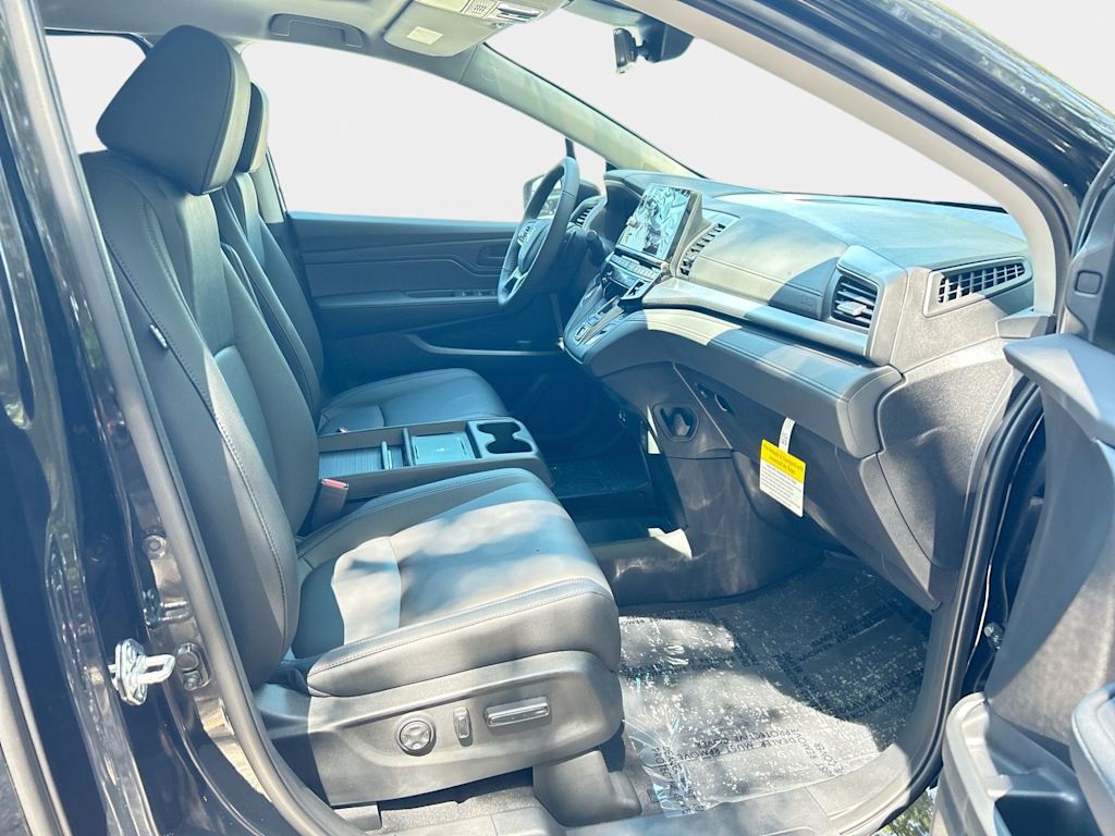 Thumbnail: 2026 Honda Odyssey - 9