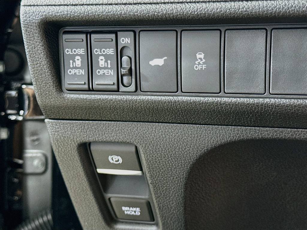 Thumbnail: 2027 Honda Odyssey - 26