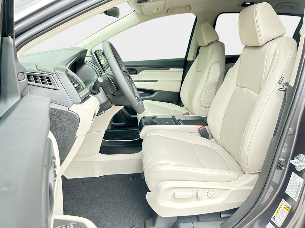 Thumbnail: 2026 Honda Odyssey - 9