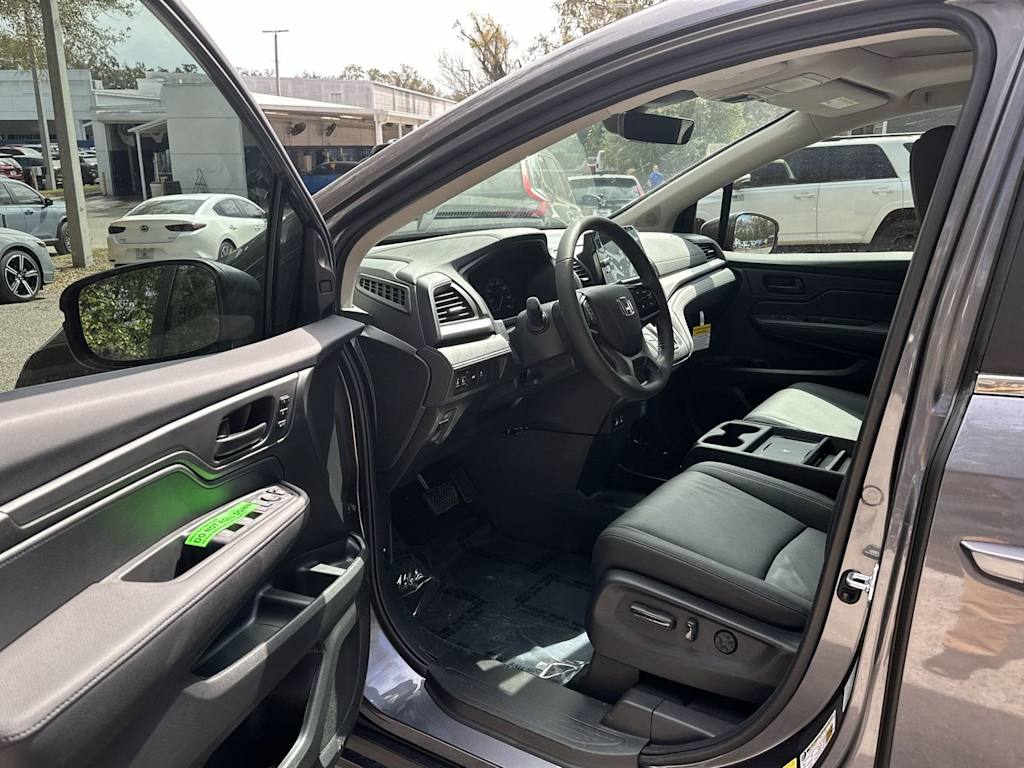 Thumbnail: 2026 Honda Odyssey - 12
