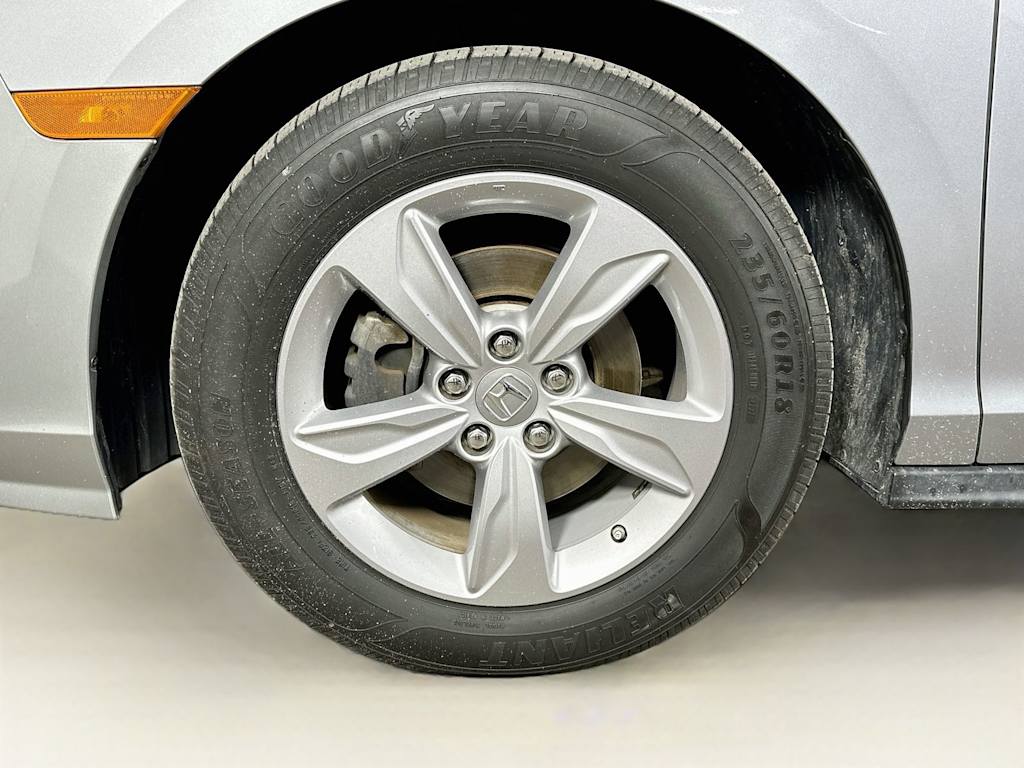 Thumbnail: 2020 Honda Odyssey - 8