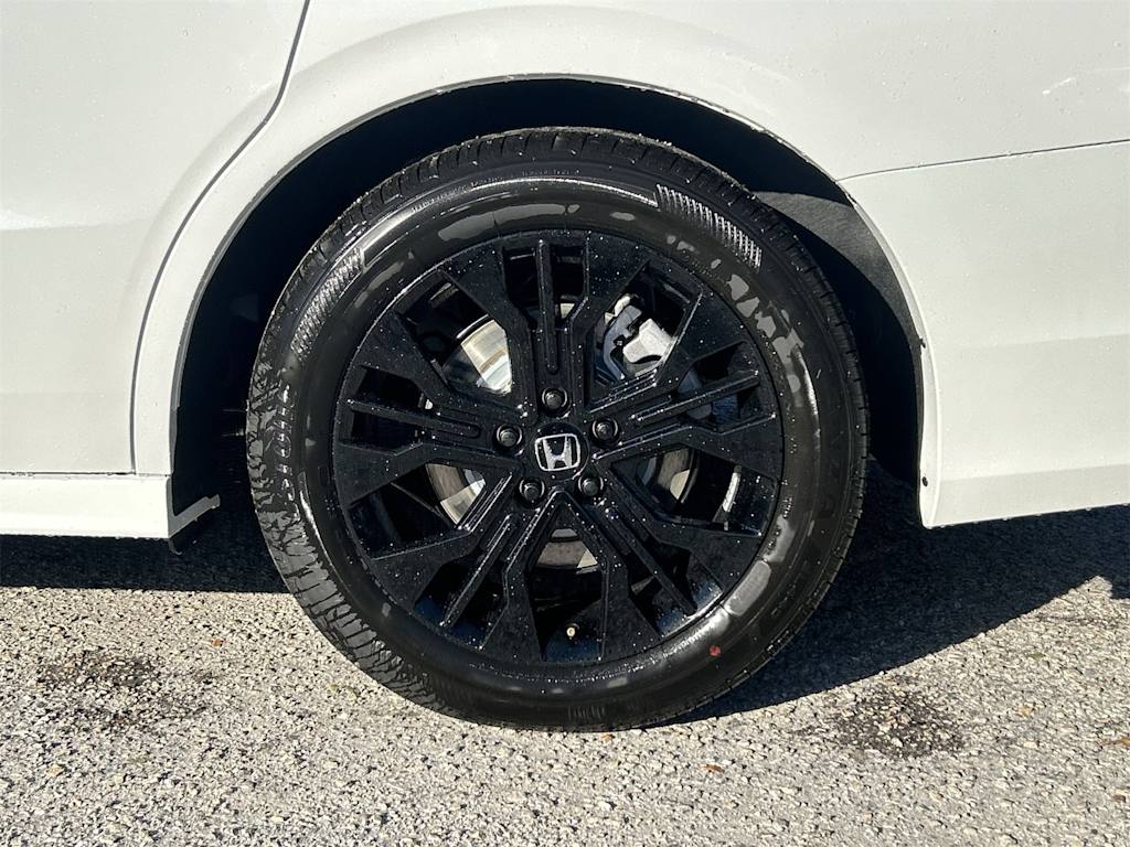 Thumbnail: 2026 Honda Odyssey - 8