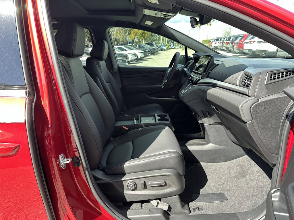 Thumbnail: 2026 Honda Odyssey - 8