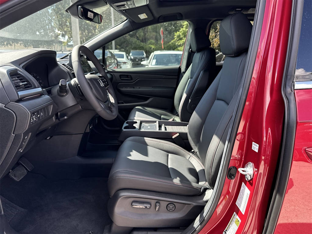 Thumbnail: 2026 Honda Odyssey - 7