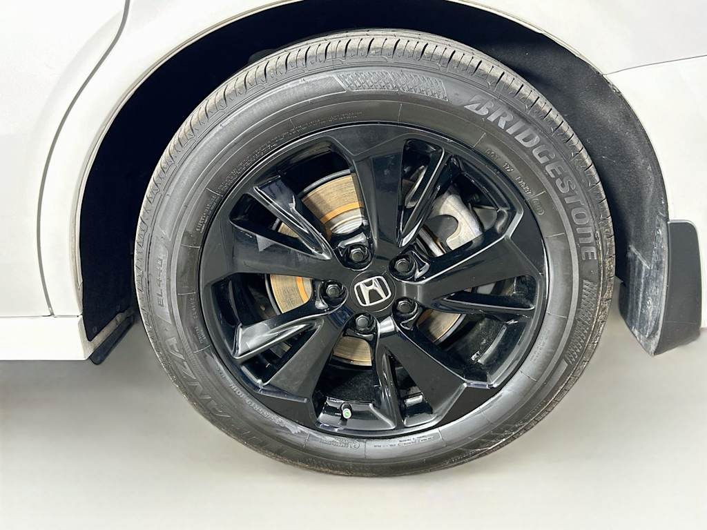 Thumbnail: 2023 Honda Odyssey - 8