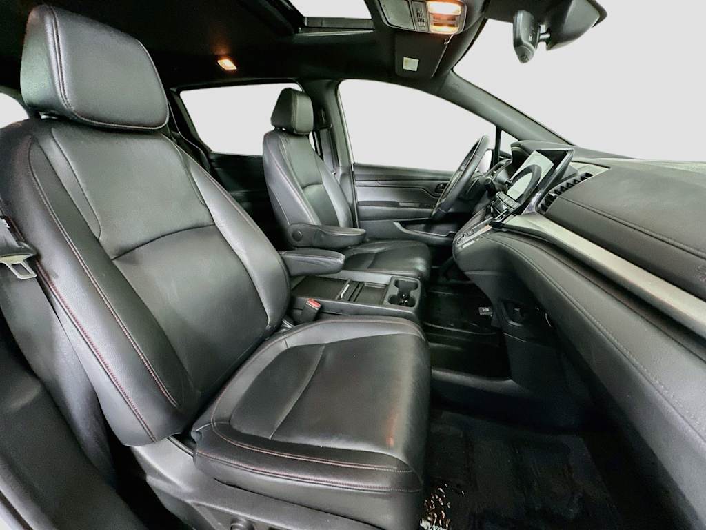 Thumbnail: 2023 Honda Odyssey - 11