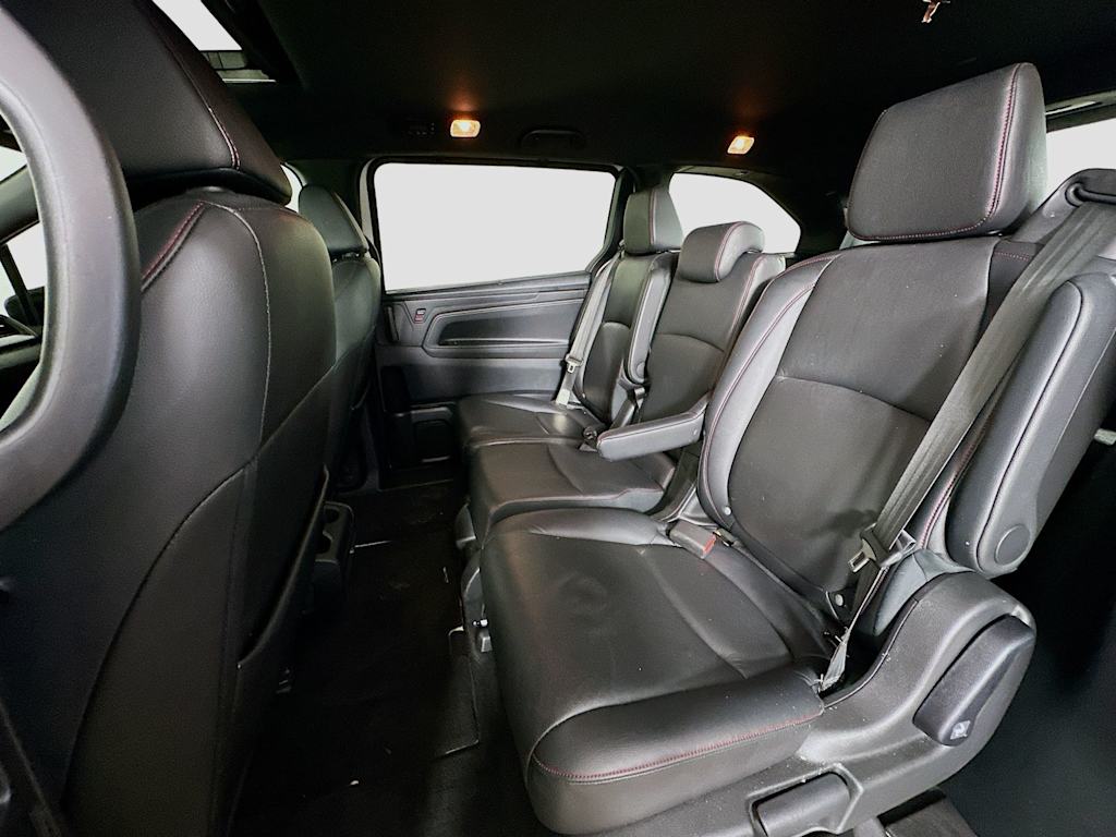 Thumbnail: 2023 Honda Odyssey - 12