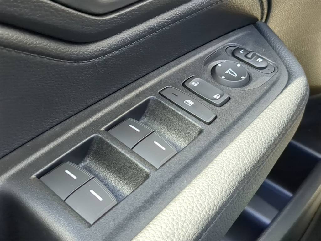 Thumbnail: 2026 Honda Odyssey - 25