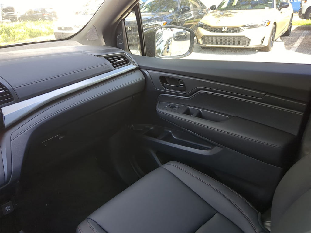 Thumbnail: 2026 Honda Odyssey - 20