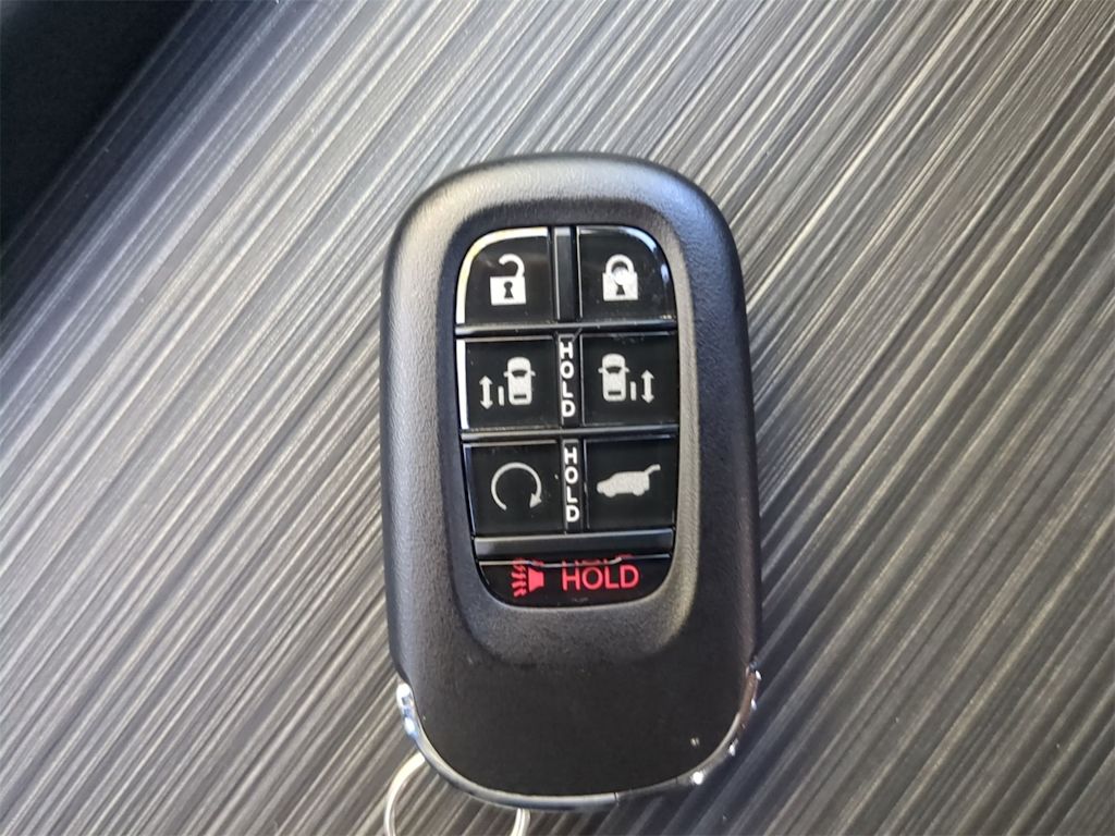 Thumbnail: 2026 Honda Odyssey - 14