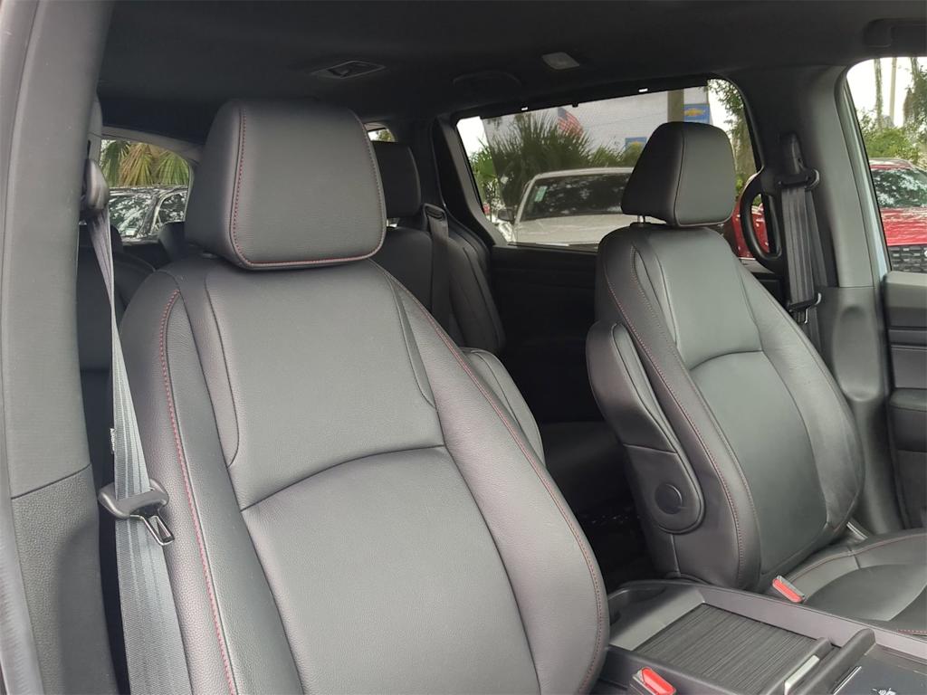 Thumbnail: 2025 Honda Odyssey - 9