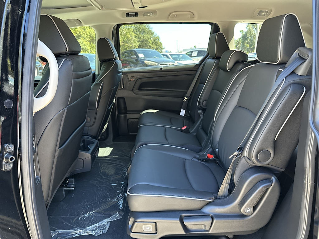 Thumbnail: 2026 Honda Odyssey - 9