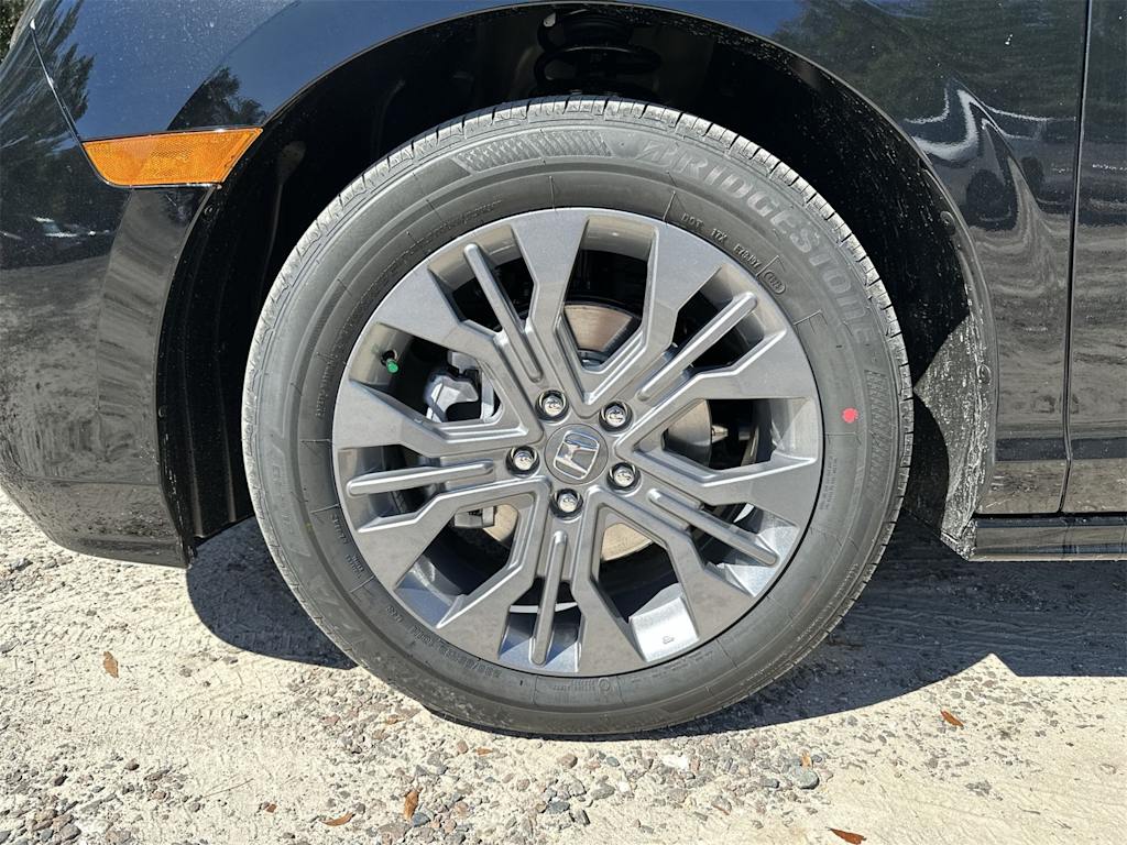 Thumbnail: 2026 Honda Odyssey - 5