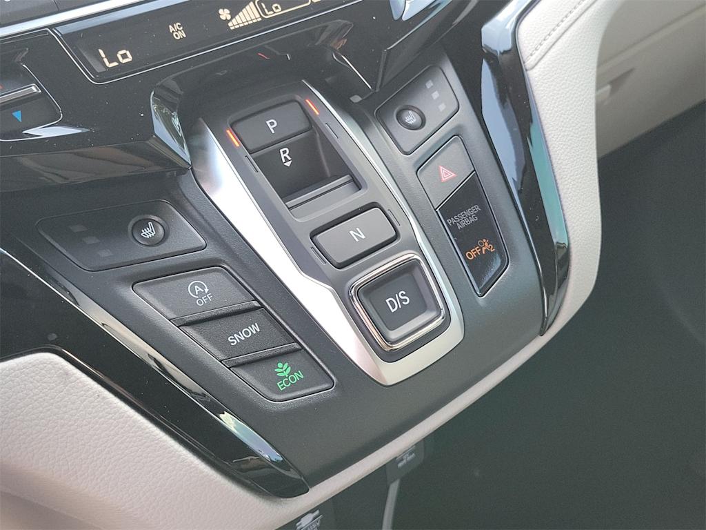 2025 Honda Odyssey Touring 13