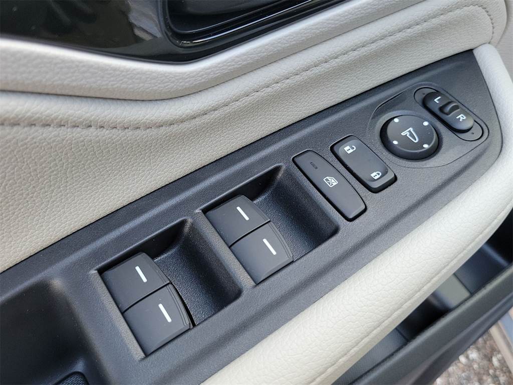 2025 Honda Odyssey Touring 22