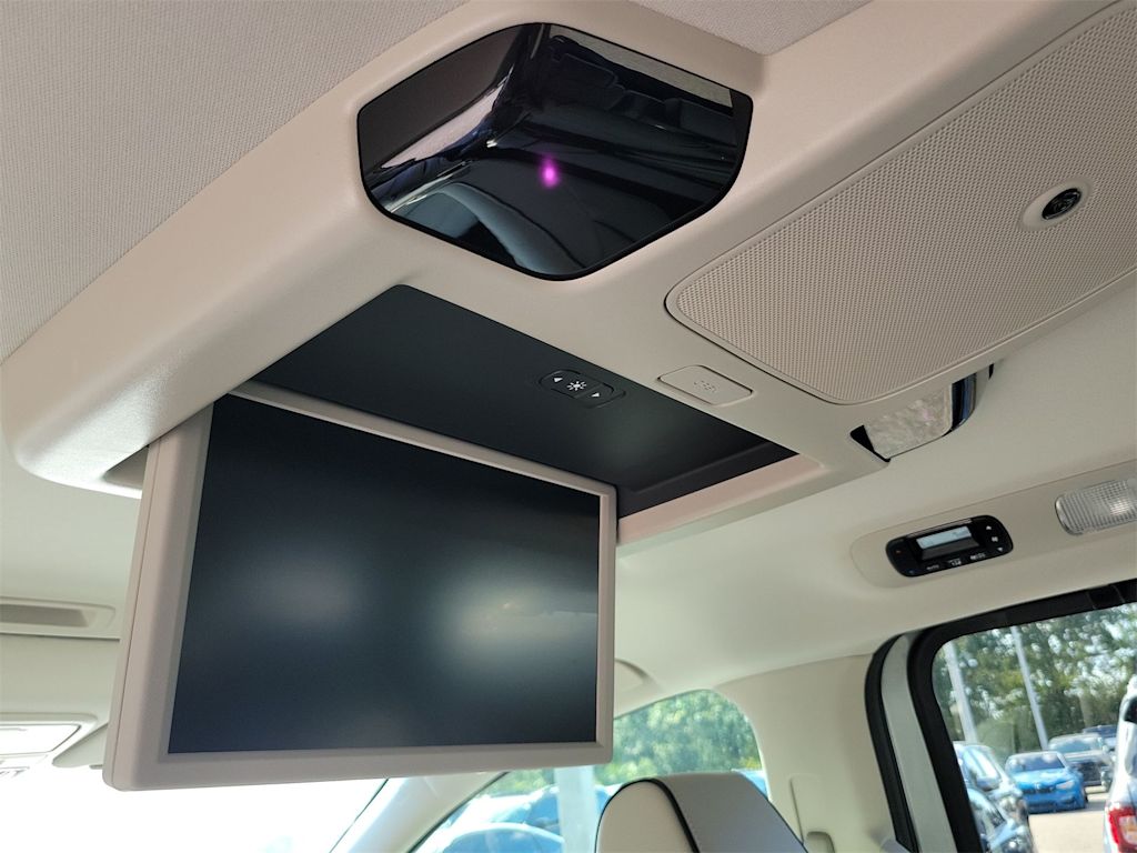 2025 Honda Odyssey Touring 19