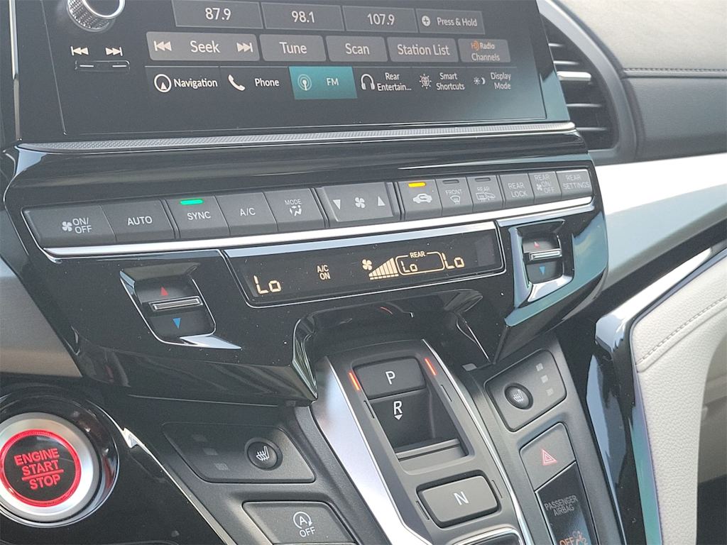 2025 Honda Odyssey Touring 25