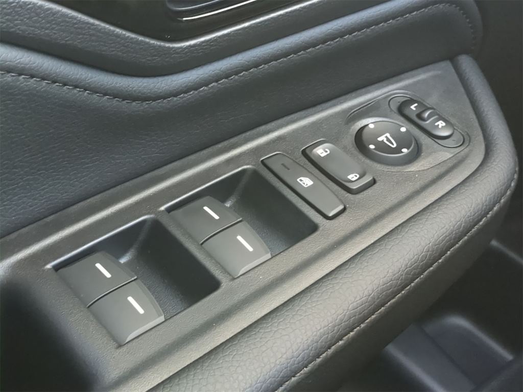 Thumbnail: 2025 Honda Odyssey - 27