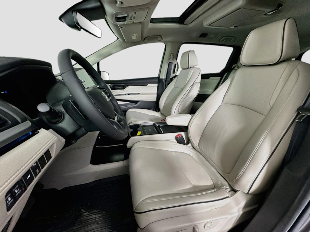 Thumbnail: 2025 Honda Odyssey - 10