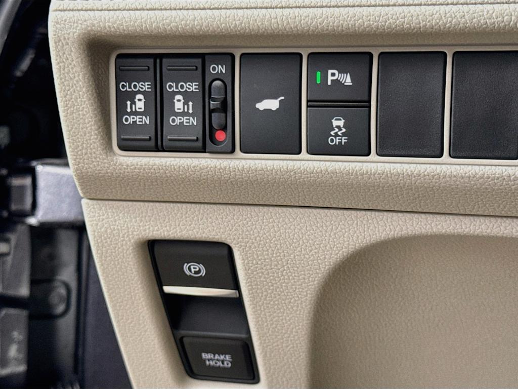 Thumbnail: 2025 Honda Odyssey - 26