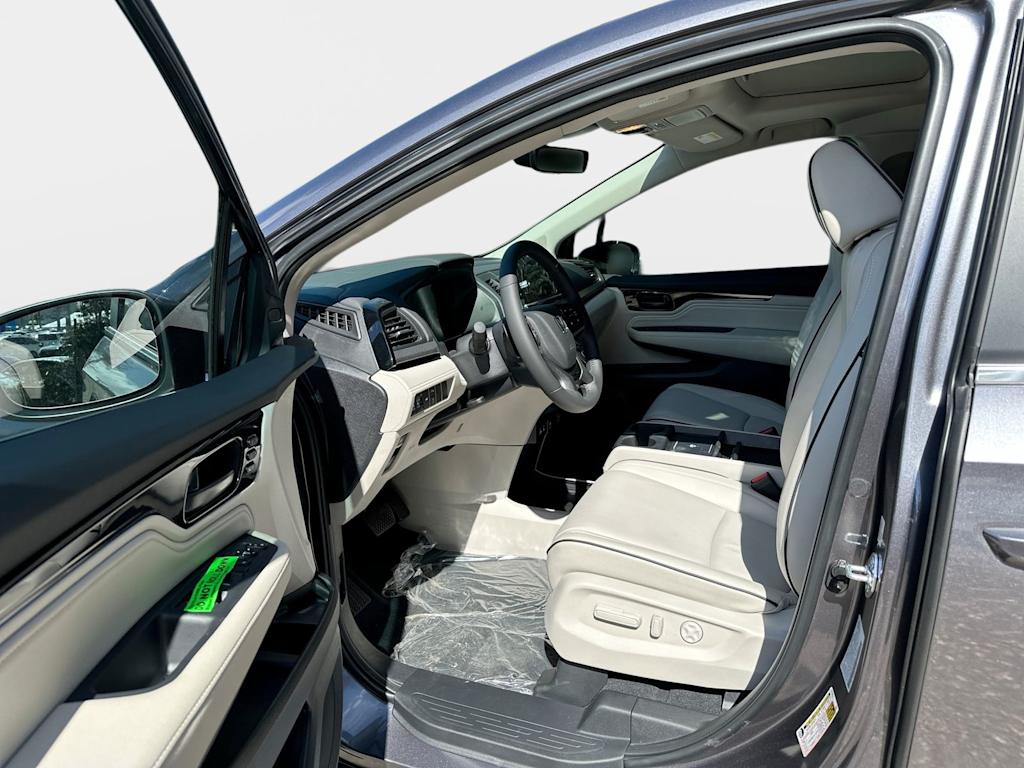 Thumbnail: 2026 Honda Odyssey - 12