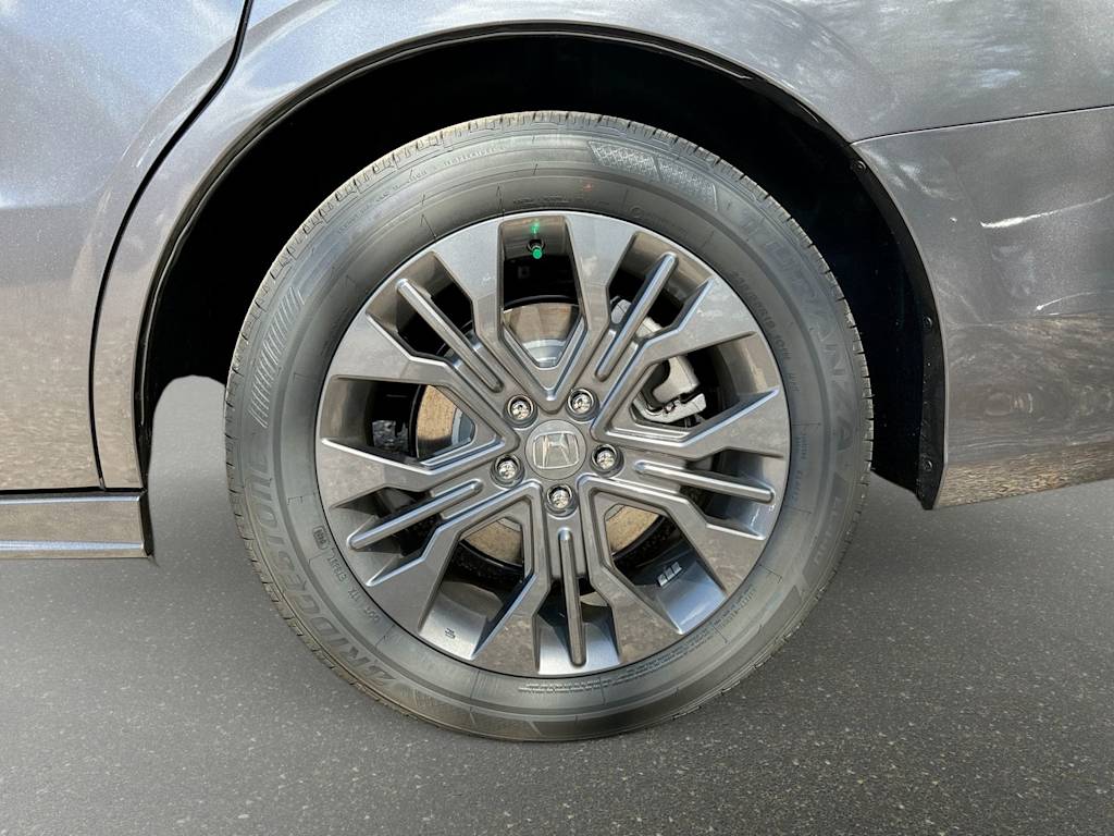 Thumbnail: 2026 Honda Odyssey - 8