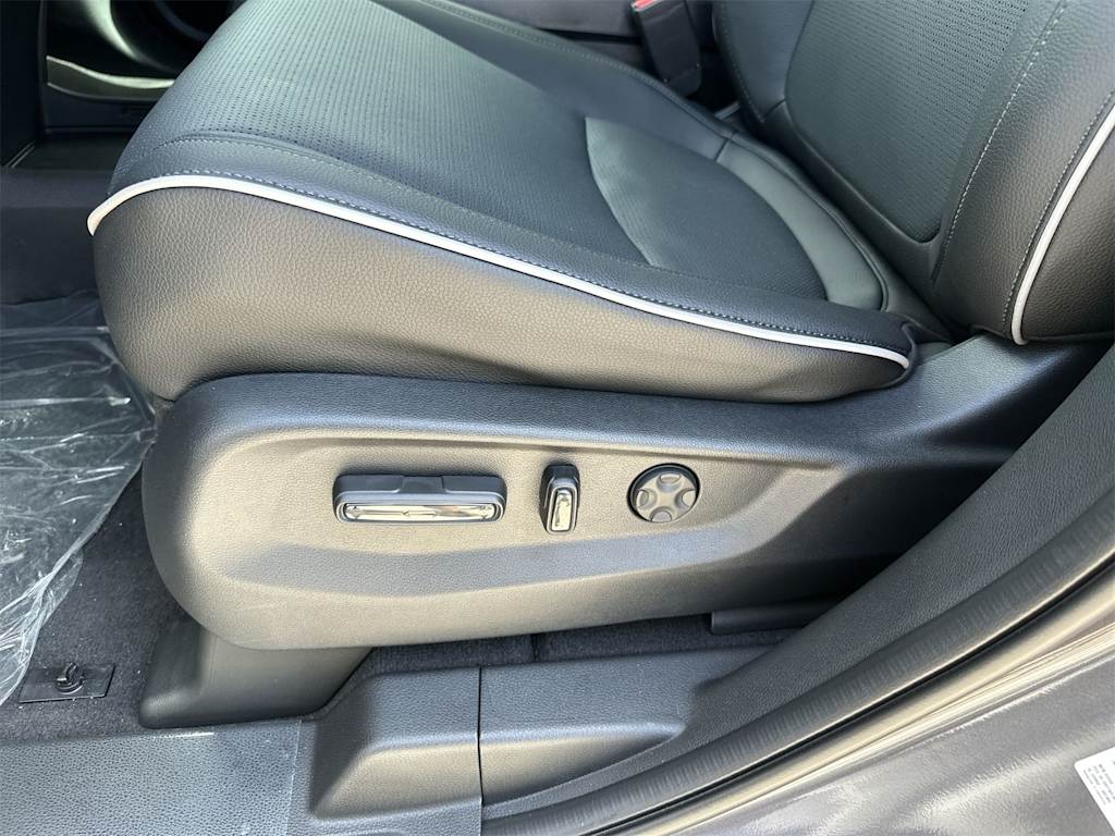 Thumbnail: 2026 Honda Odyssey - 13