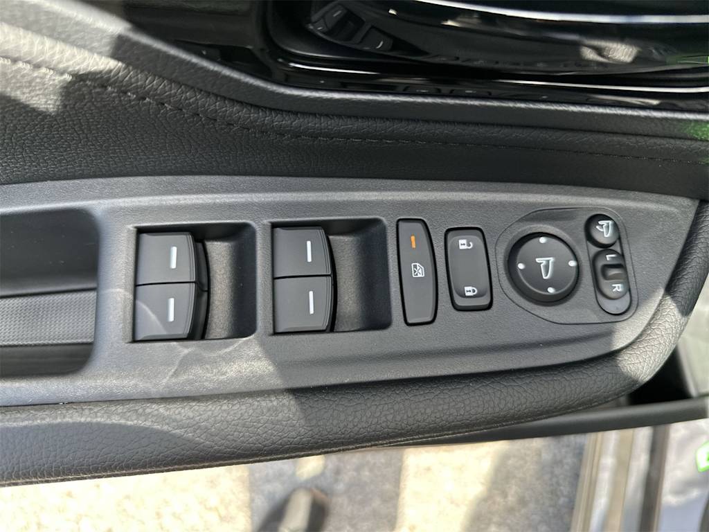 Thumbnail: 2026 Honda Odyssey - 14