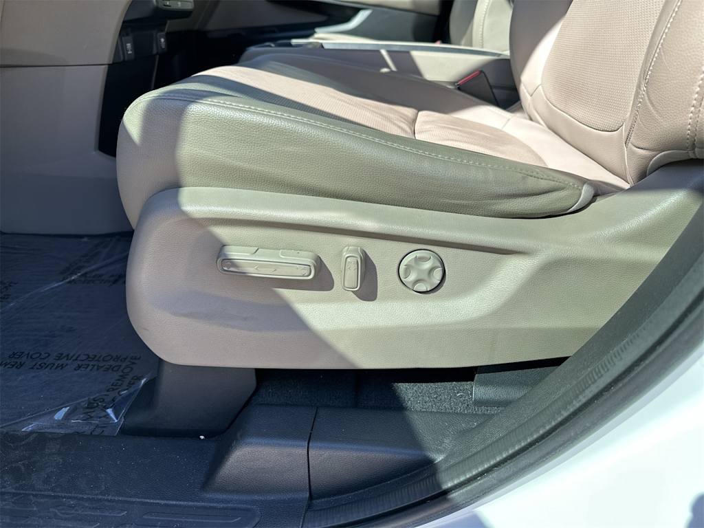 Thumbnail: 2020 Honda Odyssey - 13