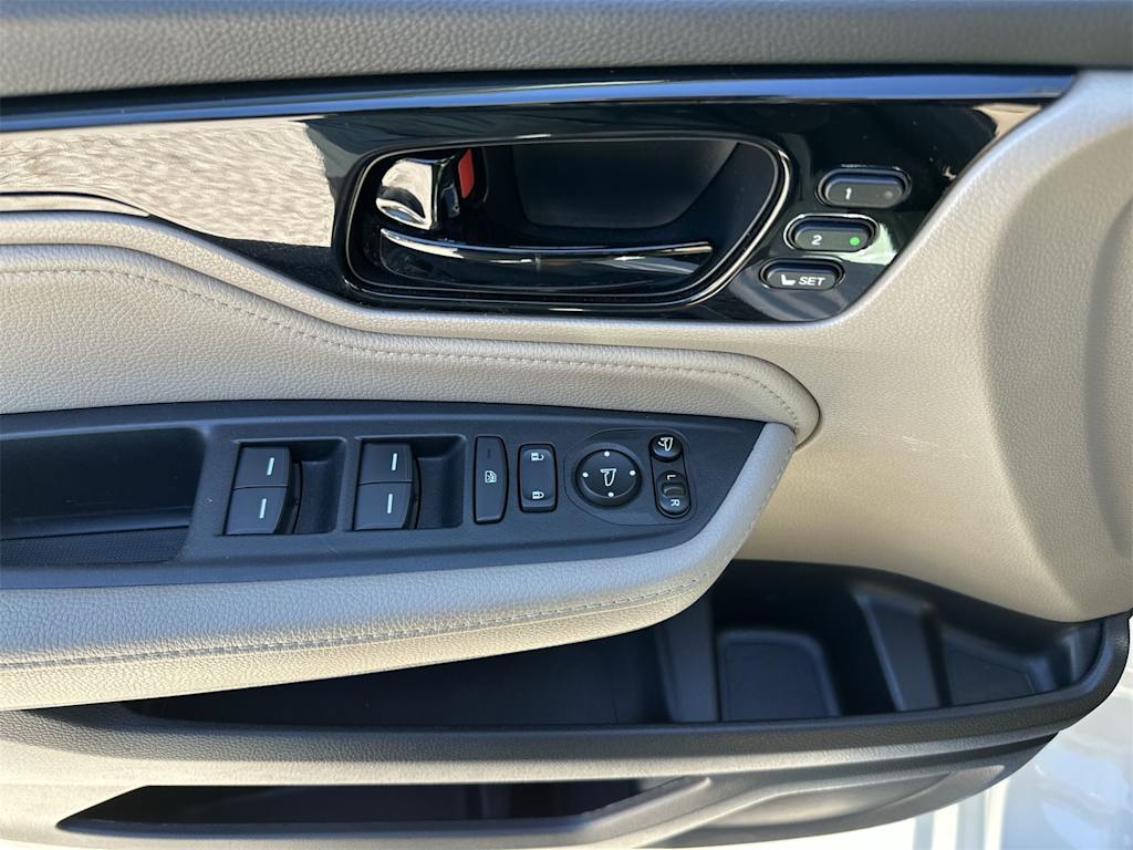 Thumbnail: 2020 Honda Odyssey - 14