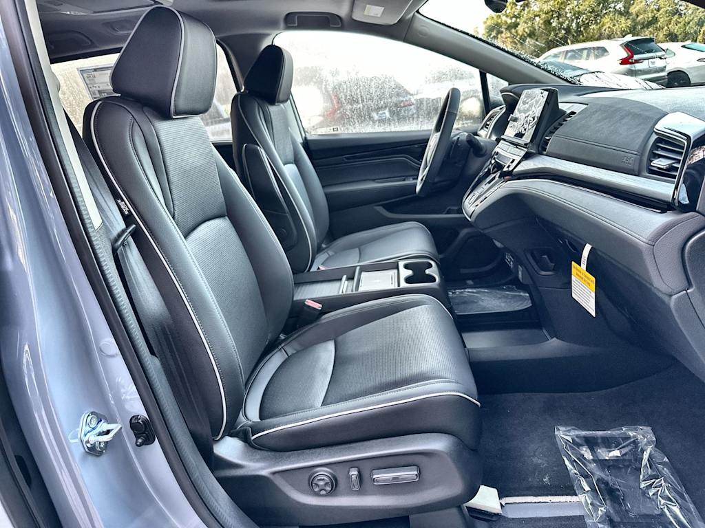 Thumbnail: 2026 Honda Odyssey - 18