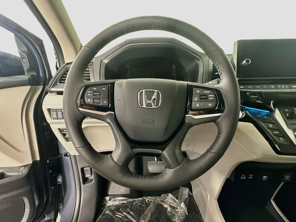 Thumbnail: 2026 Honda Odyssey - 15