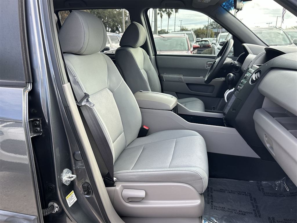 Thumbnail: 2011 Honda Pilot - 20