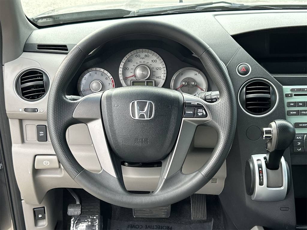 Thumbnail: 2011 Honda Pilot - 10