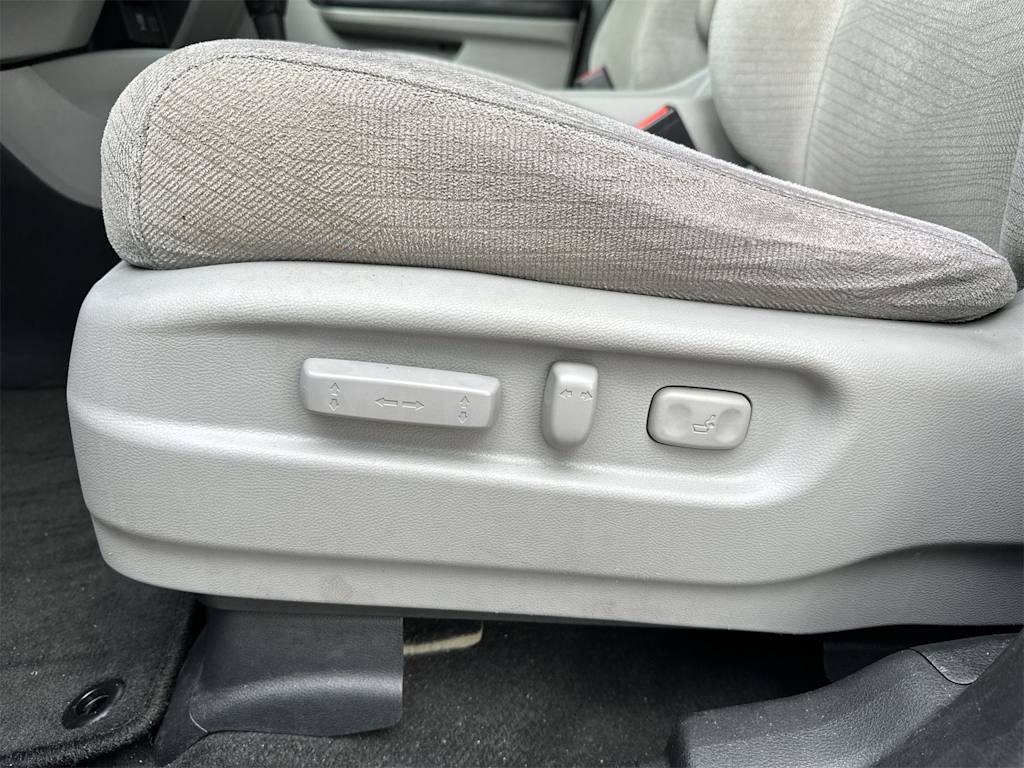 Thumbnail: 2016 Honda Pilot - 15