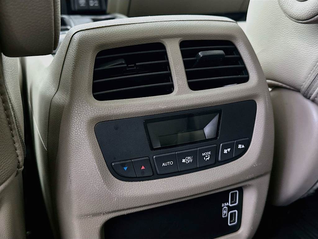Thumbnail: 2019 Honda Pilot - 22